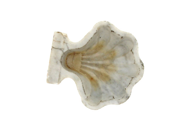 Bénitier coquille en marbre blanc, trava