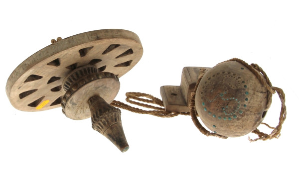 Bretagne XIXème - Porte-cuillères en boi