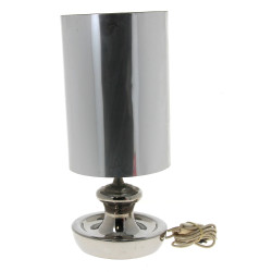Lampe années 70, couleur argentée, desig