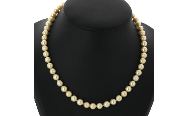 Collier shoker de 51 perles de culture, 