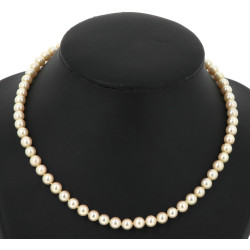 Beau collier shoker de 61 perles de cult