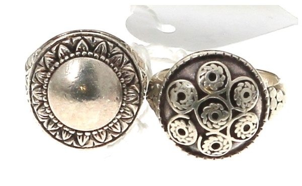Lot de 2 bagues en argent, dont une poin