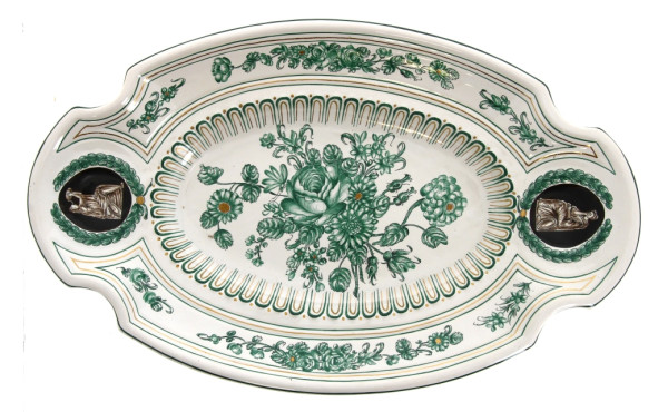 Plat ovale à bords contours en faïence f