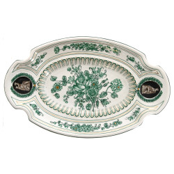 Plat ovale à bords contours en faïence f