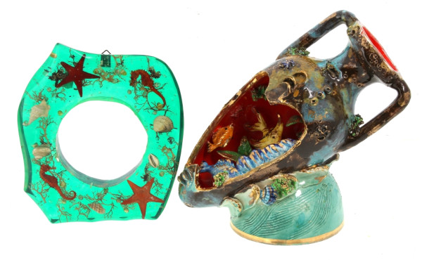 VALLAURIS - Veilleuse en faïence polychr