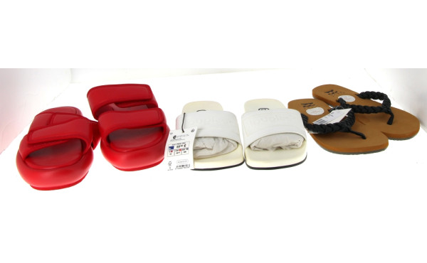 DESIGUAL, BILLA BONG et BENETTON - Deux 