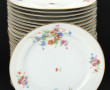 Service de table en porcelaine blanche e