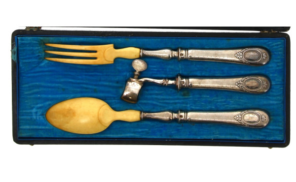 Couvert à salade et manche à gigot ancie