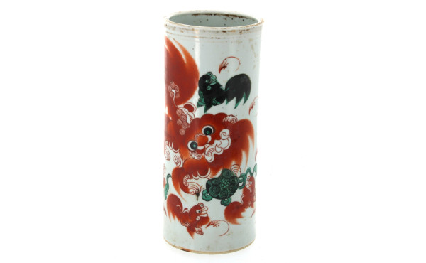 CHINE XIXe - Vase rouleau en porcelaine 