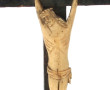 Christ en croix ancien en bois noirci et