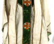 Chasuble en velours vert et fond satin i
