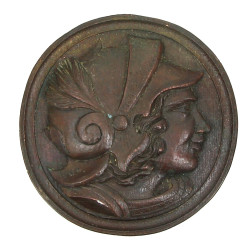 Médaillon en métal à patine sombre à pro