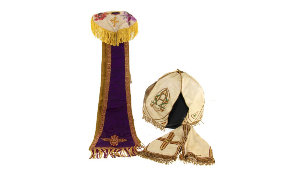 Etole violette + 3 couvre-ciboires (qqs 