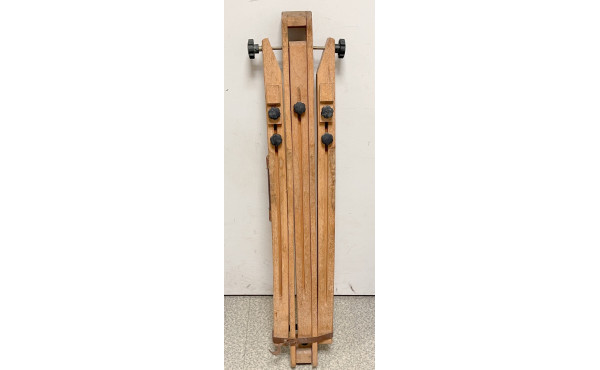 Chevalet de peintre pliant