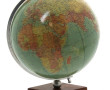 Petit globe de bureau terrestre, reposan
