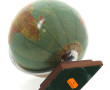Petit globe de bureau terrestre, reposan