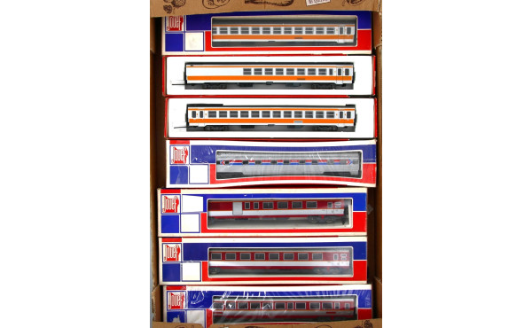 JOUEF Ho - 7 voitures voyageurs en BO di