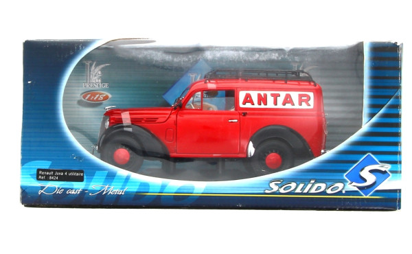 Renault JUVA 4 Antar 1:18 en BO, collect