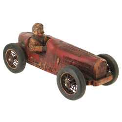 Voiture de course en résine dans le goût
