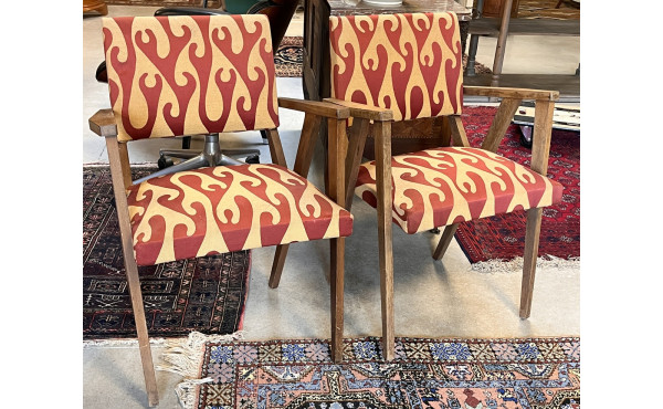 2 fauteuils bridges des années 50, tissu