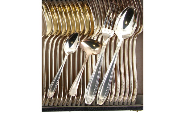 APOLLO - Ménagère en métal argenté compr