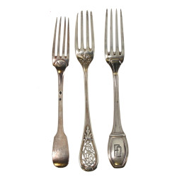 3 fourchettes anciennes en argent, poinç