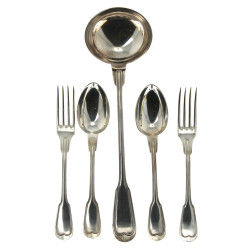 11 couverts et une louche en métal argen