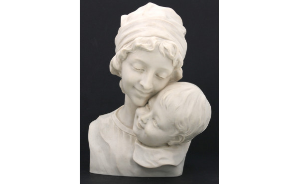 "Femme et son enfant" buste en résine d'