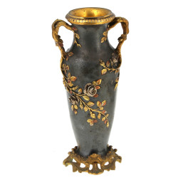 Vase XIXème en bronze à patine verte, do