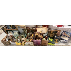 VIDE RESERVE - Lot de bibelots, encadrem