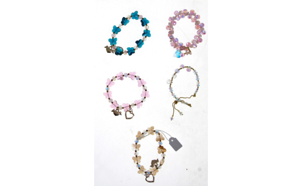 Lot de 5 bracelets sur élastique en perl