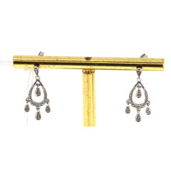 Paire de BO pendantes en or blanc 18 cts