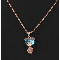 Collier en métal rose, avec pendentif ou