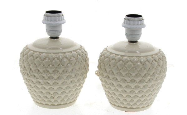 Paire de petites lampes en faïence blanc