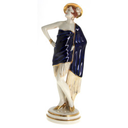"Femme Charleston", grand sujet en porce