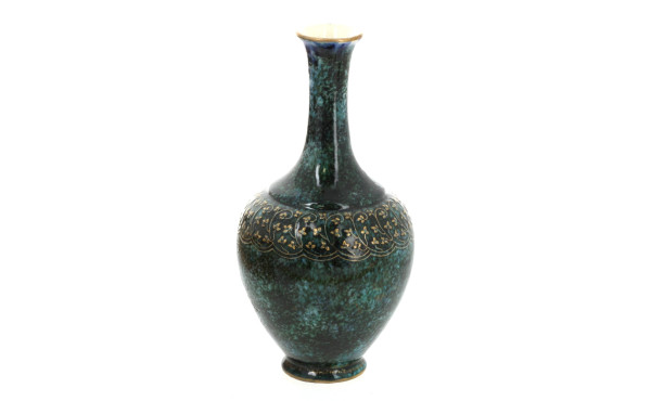 SEVRES - Vase en céramique mouchetée ver