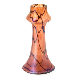 Vase en verre irisé dans le goût de LOET