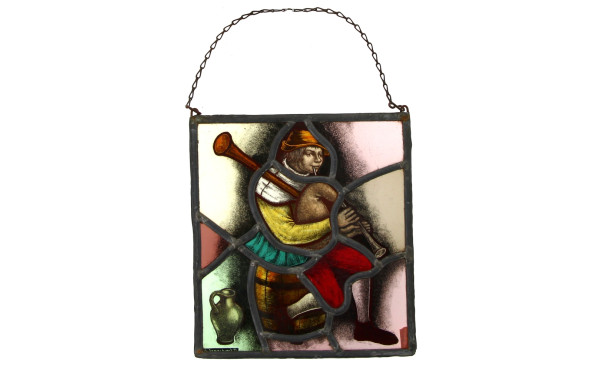 Petit vitrail à décor d'un joueur de cor