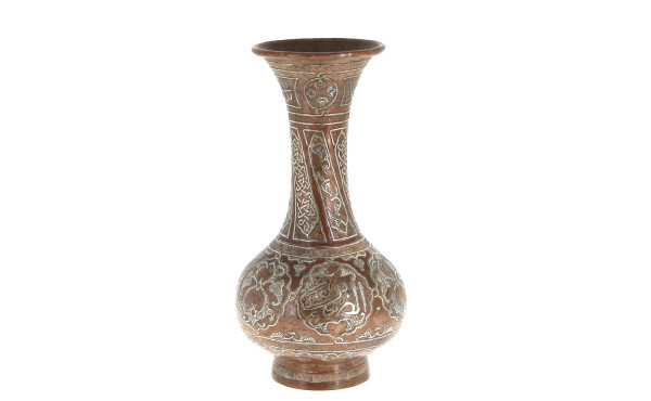 Vase en cuivre et alliage d'argent maroc