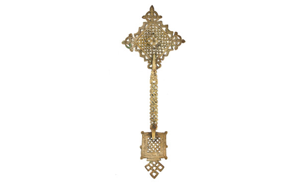 Croix éthiopienne en laiton travaillé et