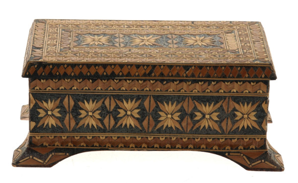 Coffret rectangulaire en marqueterie de 