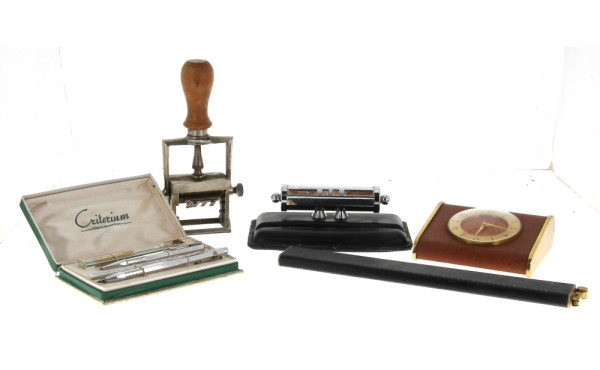 Thème BUREAU vintage - Lot comprenant un