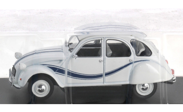 2 CV France 3 en BO L. 15 cm, état neuf