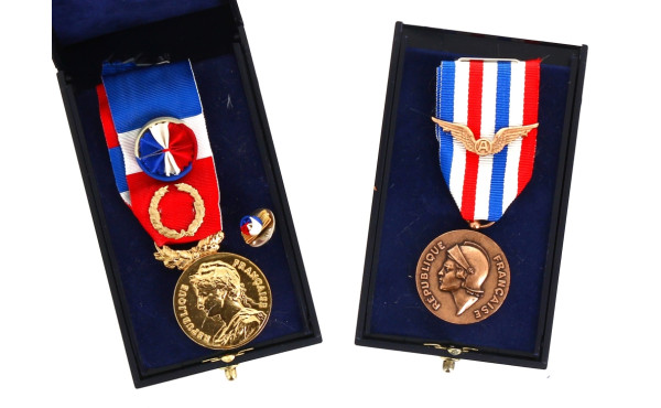 2 médailles du travail dont médaille gra