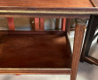 Table desserte en acajou et laiton, styl