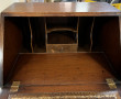 Petit bureau de pente en placage d'acajo