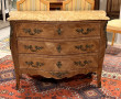 Commode en placage de style Louis XV, pl