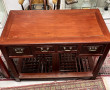 ASIE - Console en bois verni ouvrant à 4