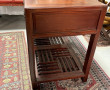 ASIE - Console en bois verni ouvrant à 4