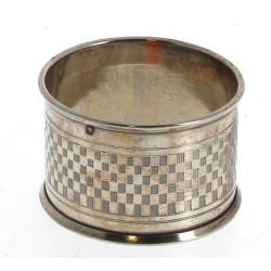 Anneau de serviette en argent, poinçon m